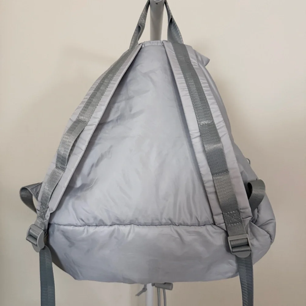 Blogilates Gray Active Backpack - Picture 4 of 5